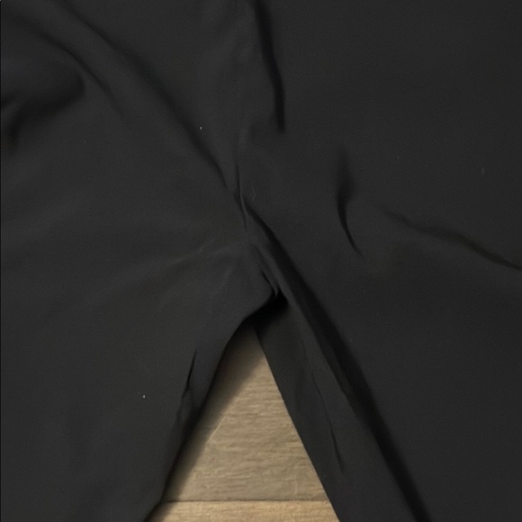 Mode DeVie Classic Black Women's dress Pants, size 8 - Picture 6 of 8